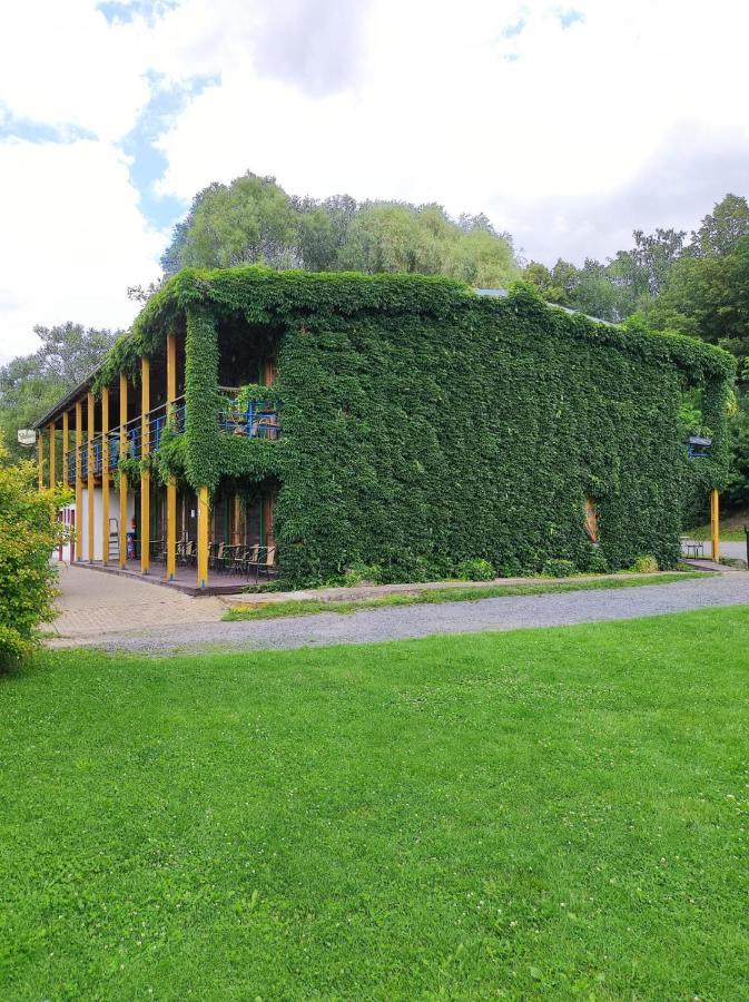 ホテル Lavka Park Skochovice Vrané nad Vltavou エクステリア 写真
